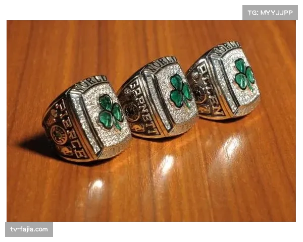 联盟与知名艺术家合作,推出全新总决赛奖杯与总冠军戒指设计 联盟与知名艺术家合作,推出全新总决赛奖杯与总冠军戒指设计